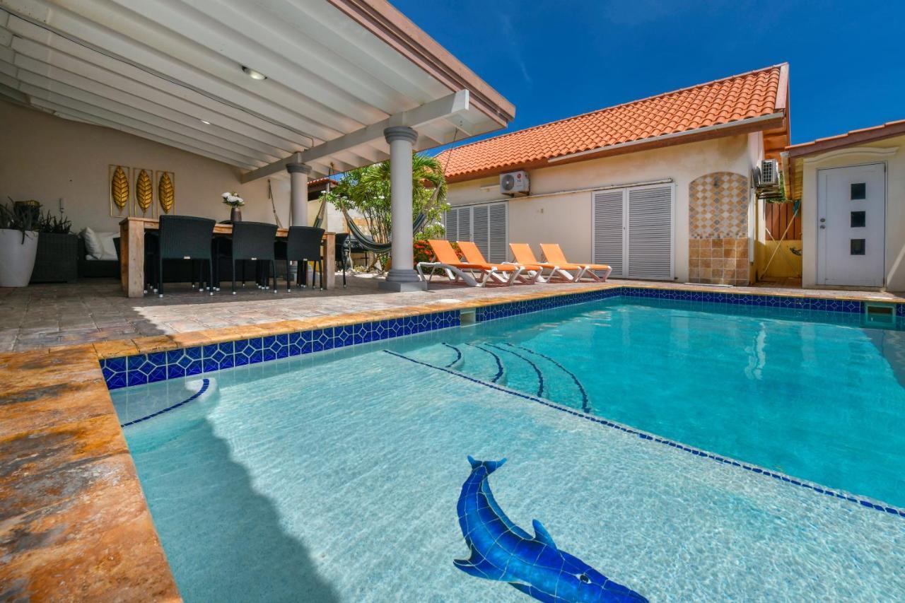 Villa Swiss Paradise With Private Pool Palm Beach Exterior foto